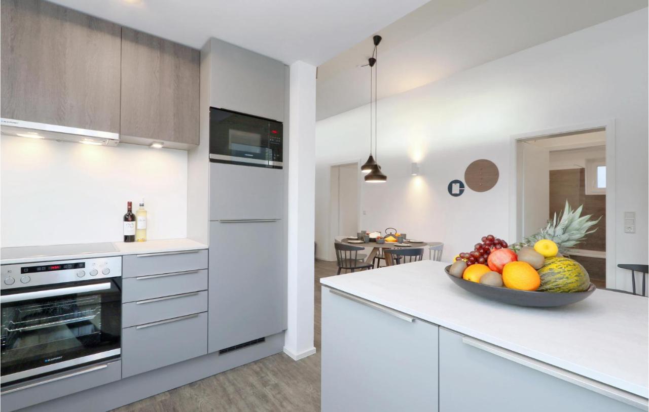 2 Bedroom Awesome Home In Lembruch-Duemmer See エクステリア 写真